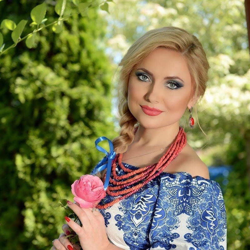 Popstar singer-songwriter Iryna Lonchyna